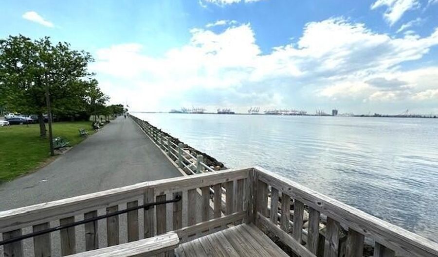 1022 Kennedy Blvd, Bayonne, NJ 07002 - 4 Beds, 3 Bath