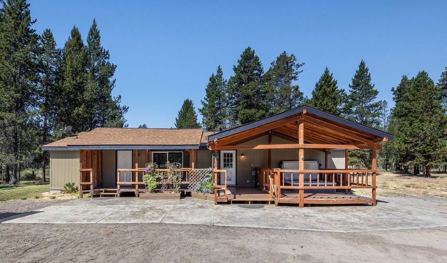 17812 Old Wood Rd, Bend, OR 97707 - 4 Beds, 2 Bath