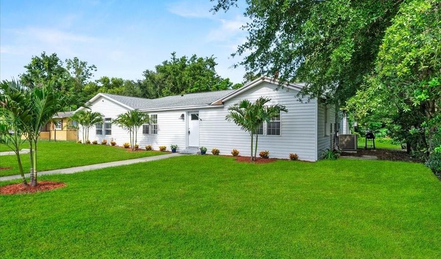 405 S 7TH Ave, Bartow, FL 33830 - 5 Beds, 3 Bath