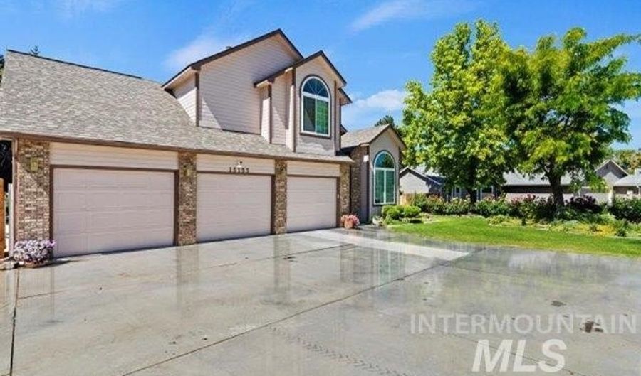 15153 Horseshoe Dr, Caldwell, ID 83607 - 4 Beds, 4 Bath