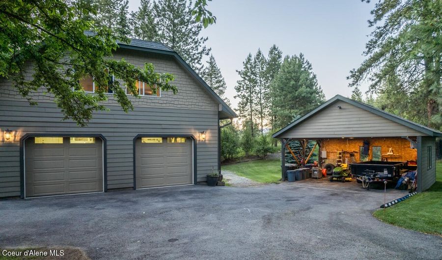 6531 Tannenbaum Cir, Bonners Ferry, ID 83805 - 5 Beds, 5 Bath