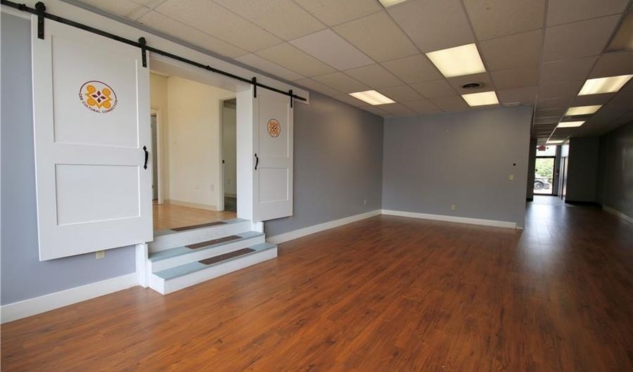 285 Main St 2, Woonsocket, RI 02895 - 0 Beds, 0 Bath