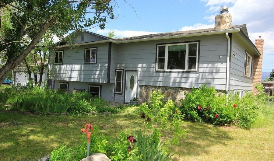 326 Coulee Dr, Bozeman, MT 59718 - 4 Beds, 3 Bath