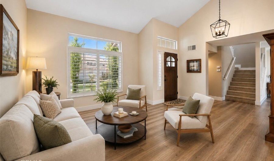14 Helmcrest, Aliso Viejo, CA 92656 - 3 Beds, 3 Bath