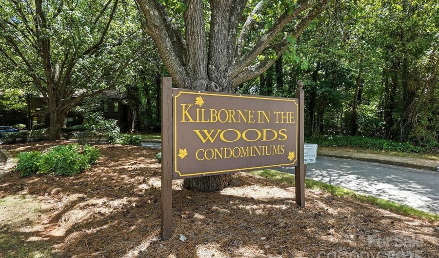 2509 Kilborne Dr J, Charlotte, NC 28205 - 2 Beds, 2 Bath