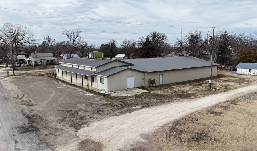 518 3rd St, Alton, KS 67623 - 0 Beds, 2 Bath