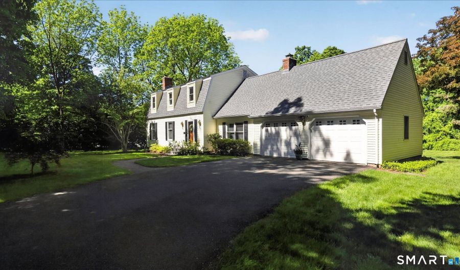 5 Shingle Mill Dr, Canton, CT 06019 - 4 Beds, 3 Bath