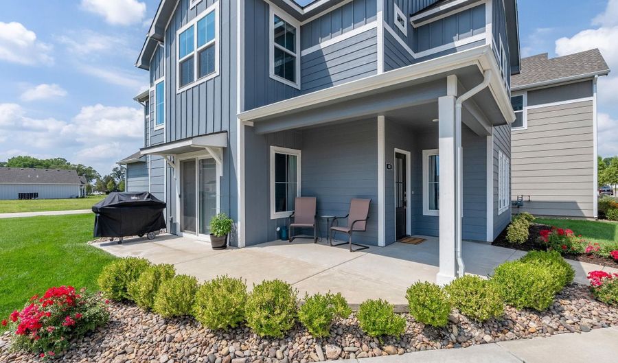 439 E Park Pl, Andover, KS 67002 - 3 Beds, 3 Bath