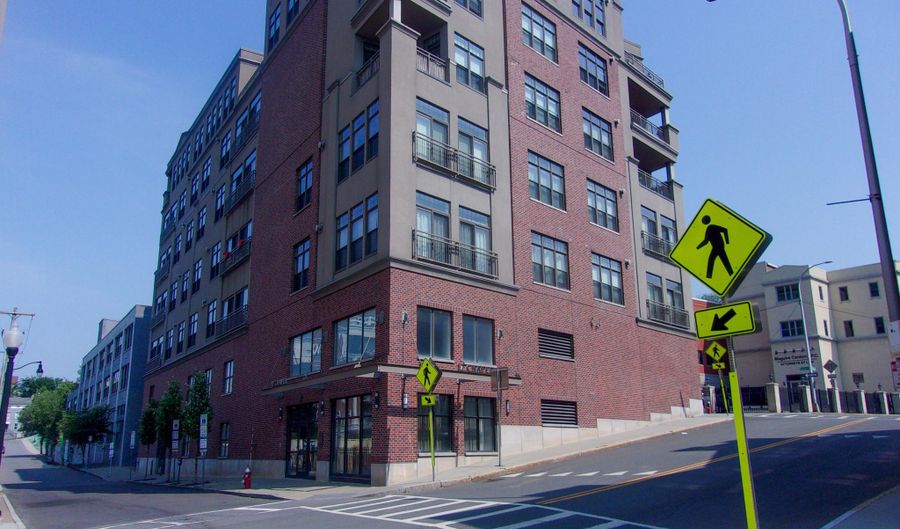 17 Chapel St 303, Albany, NY 12210 - 2 Beds, 2 Bath