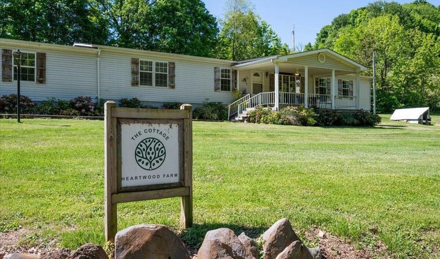 21570 Alvarado Rd, Abingdon, VA 24211 - 3 Beds, 2 Bath