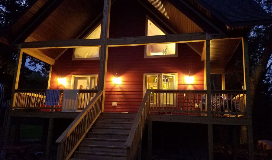 2428 14th Dr, Adams, WI 53910 - 3 Beds, 1 Bath