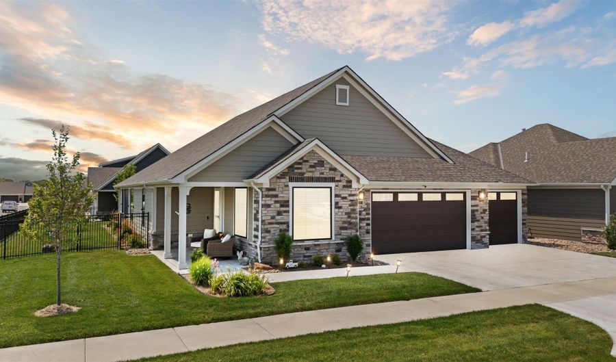 137 S Legacy Way, Andover, KS 67002 - 3 Beds, 2 Bath