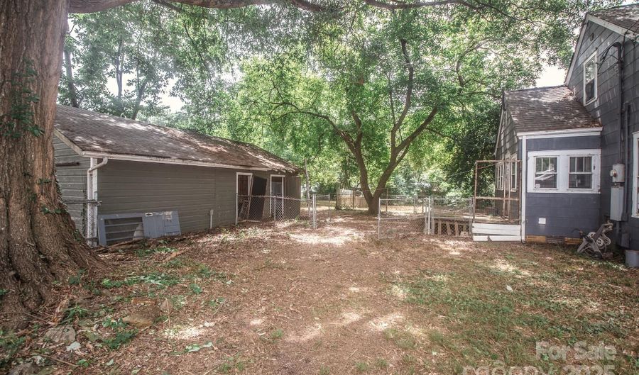 411 Jackson St, Albemarle, NC 28001 - 4 Beds, 2 Bath