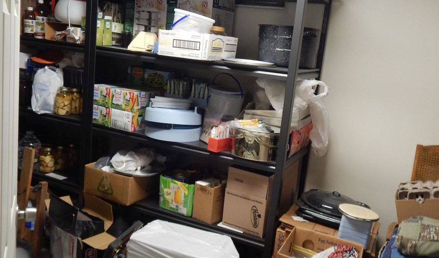 275 Taylor St, American Falls, ID 83211 - 4 Beds, 2 Bath