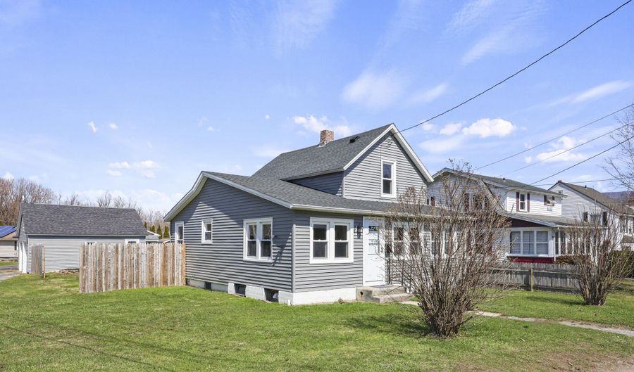 65 Melrose St, Adams, MA 01220 - 3 Beds, 1 Bath