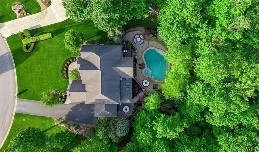 5007 Rockhaven Dr, Clarence, NY 14031 - 4 Beds, 4 Bath