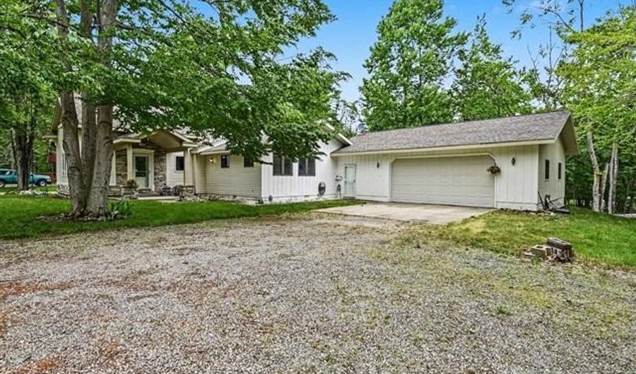 4134 N Weasel Trl, Alcona, MI 48742 - 3 Beds, 2 Bath