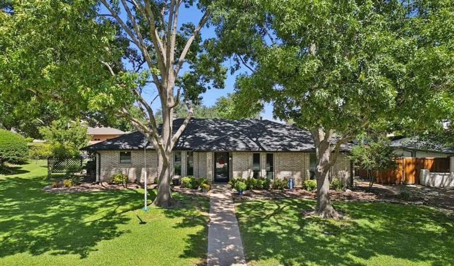 214 Glenwick Pl, Allen, TX 75013 - 3 Beds, 2 Bath