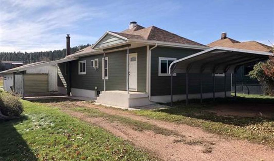 910 Mt Rushmore Rd, Custer, SD 57730 - 2 Beds, 1 Bath