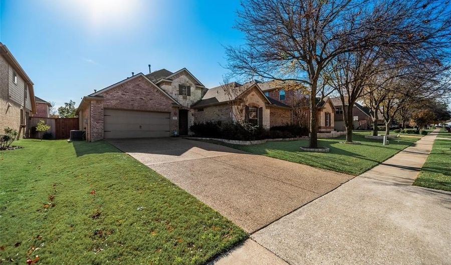 945 Pheasant Dr, Allen, TX 75013 - 3 Beds, 2 Bath