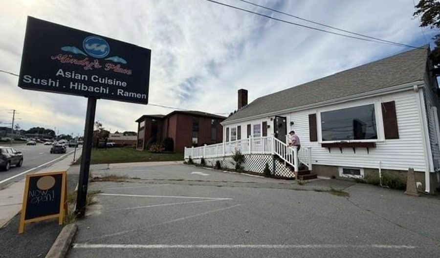 72 E Main Rd, Middletown, RI 02842 - 0 Beds, 0 Bath