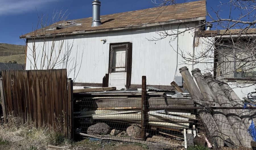 507 Betts St, Carson City, NV 89703 - 2 Beds, 1 Bath