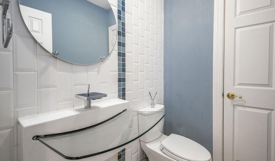 7206 BRADLEY Blvd, Bethesda, MD 20817 - 6 Beds, 6 Bath