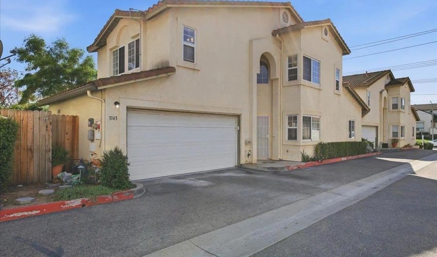 3143 Lamar Ct, Spring Valley, CA 91977 - 3 Beds, 3 Bath