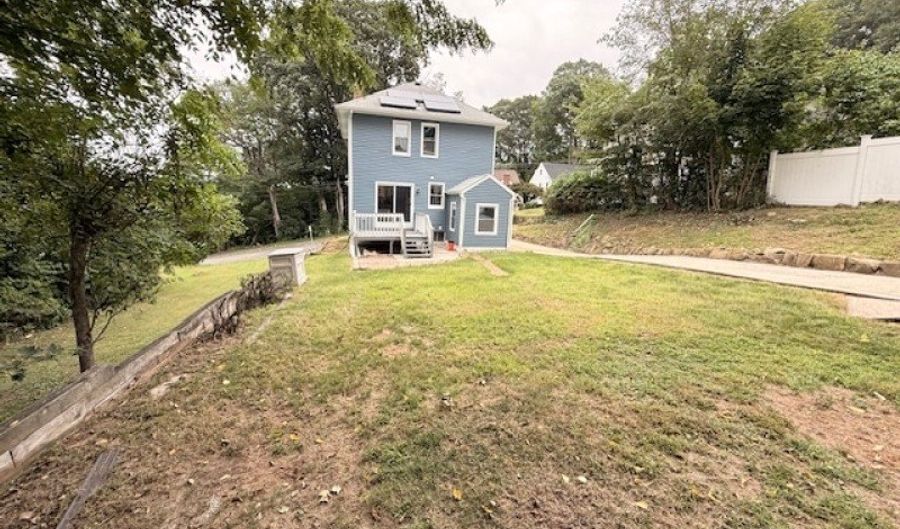 68 Grant St, Andover, NJ 07801 - 3 Beds, 2 Bath