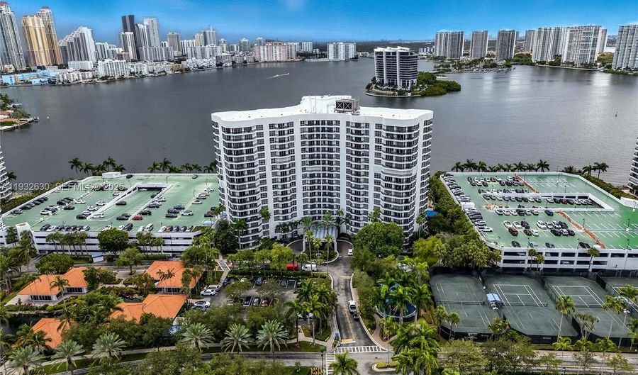 3600 Mystic Pointe Dr 305, Aventura, FL 33180 - 3 Beds, 3 Bath