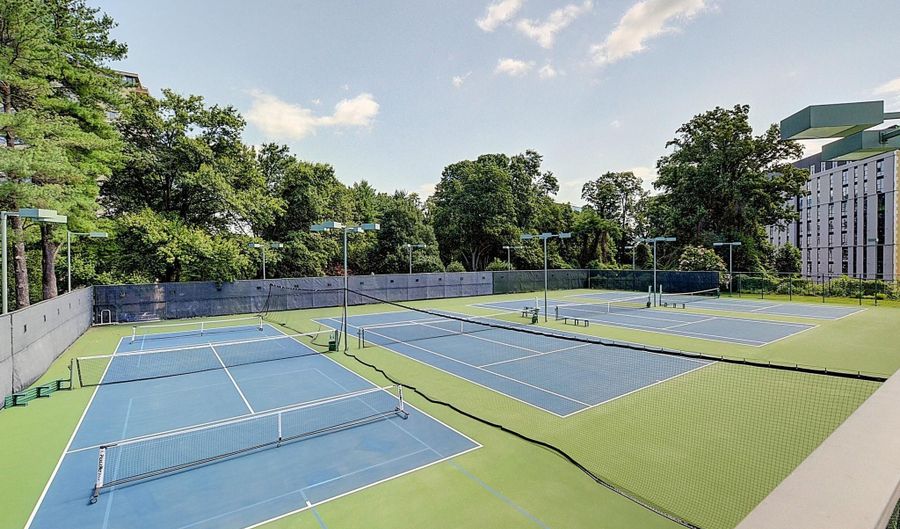 5225 POOKS HILL Rd 1011N, Bethesda, MD 20814 - 1 Beds, 1 Bath