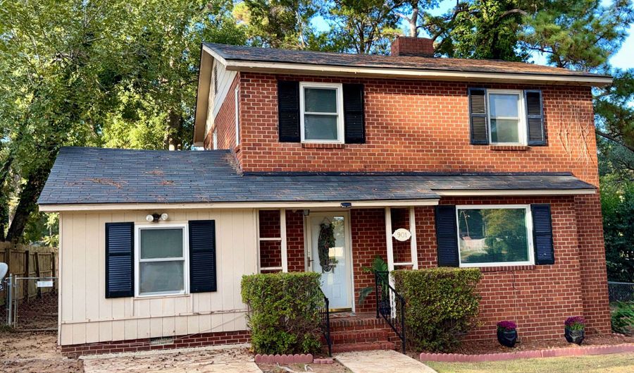 901 7TH Ave, Albany, GA 31701 - 3 Beds, 2 Bath