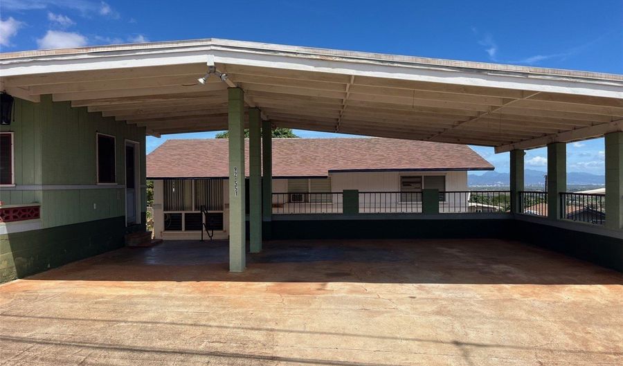 92-551 Ualehei St, Kapolei, HI 96707 - 3 Beds, 2 Bath