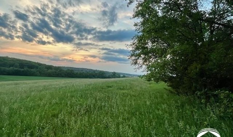 10 01 Acres M/L E 1100 Rd, Baldwin City, KS 66006 - 0 Beds, 0 Bath