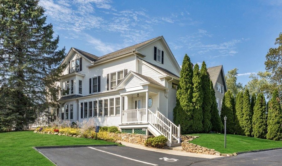 53 Montowese St 2, Branford, CT 06405 - 2 Beds, 1 Bath