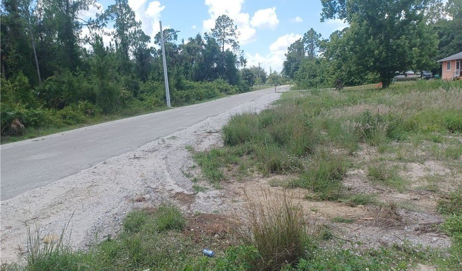 2011 Irving Ave, Alva, FL 33920 - 0 Beds, 0 Bath