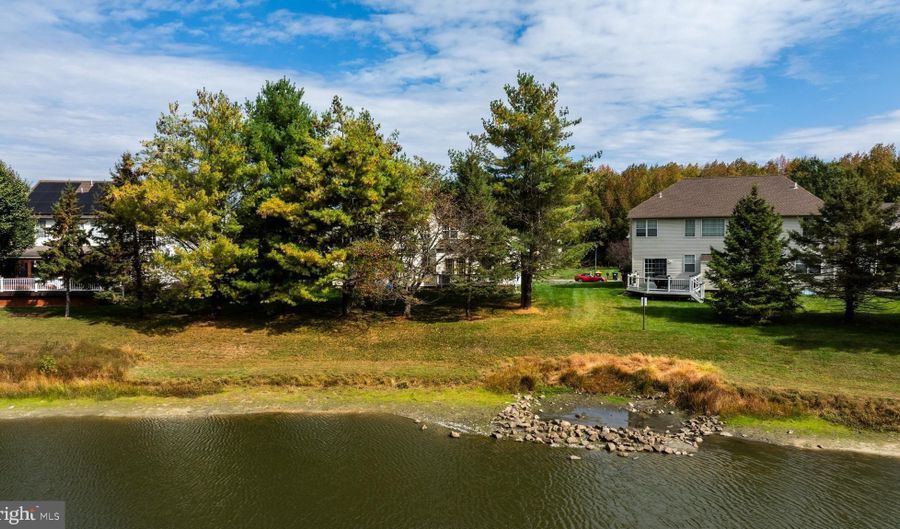 6 DUNLEARY Dr, Bear, DE 19701 - 4 Beds, 3 Bath