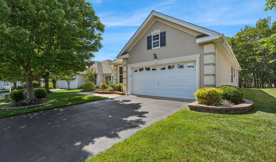 14 Hot Springs Ter, Barnegat, NJ 08005 - 3 Beds, 2 Bath