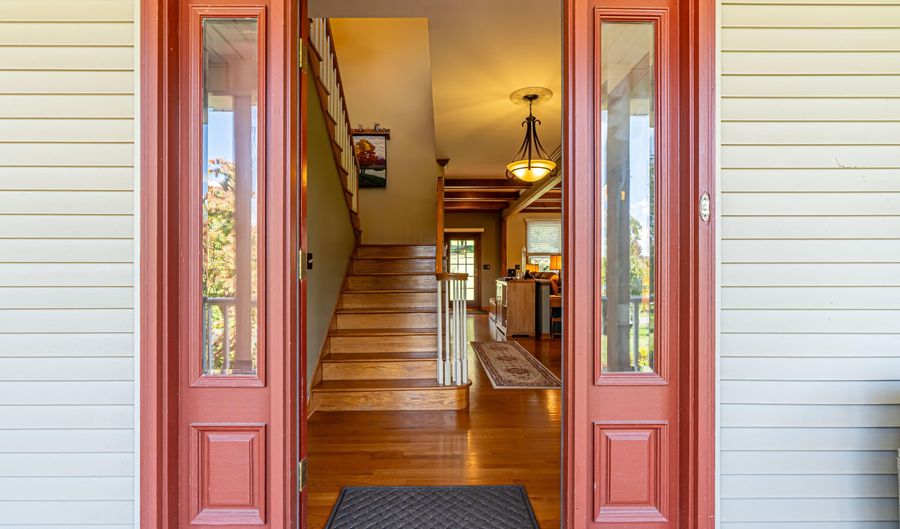 19422 Stirrup Dr, Abingdon, VA 24211 - 4 Beds, 2 Bath