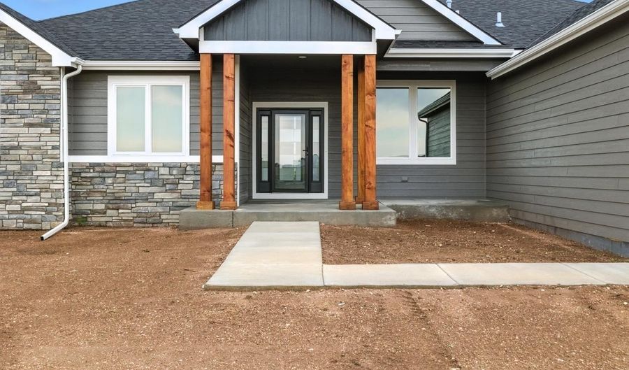 T LAZY T CT, Cheyenne, WY 82009 - 4 Beds, 2 Bath