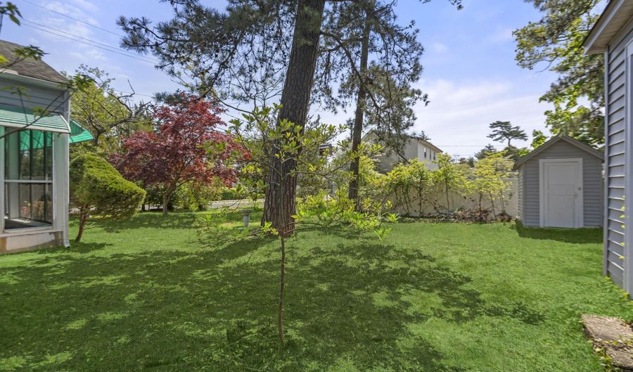 501 Spar Ave, Beachwood, NJ 08722 - 2 Beds, 1 Bath