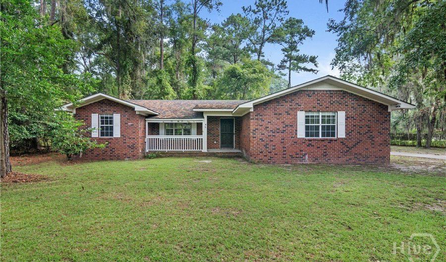 85 Waters Ave, Allenhurst, GA 31301 - 3 Beds, 2 Bath