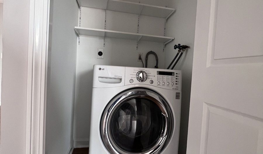 45 Stevens St 3-8, Bridgeport, CT 06606 - 1 Beds, 1 Bath