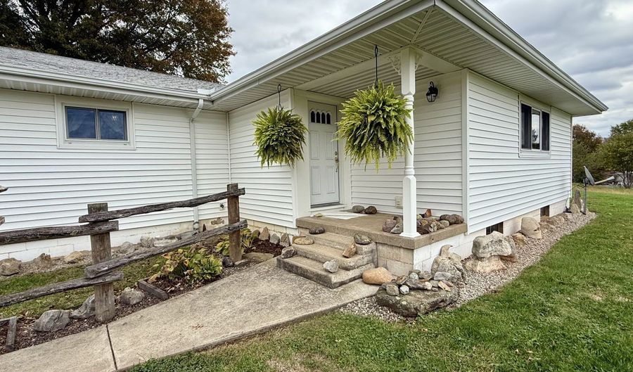 43 N Main, Amesville, OH 45711 - 4 Beds, 2 Bath