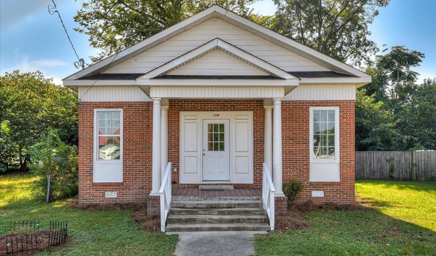 106 Second St, Augusta, GA 30901 - 3 Beds, 2 Bath