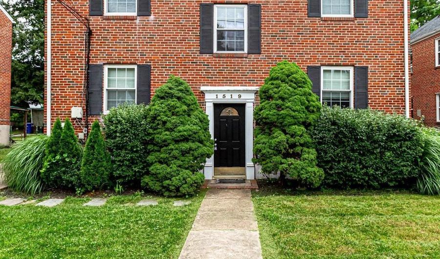 1519 STAFFORD St N 3, Arlington, VA 22207 - 2 Beds, 1 Bath