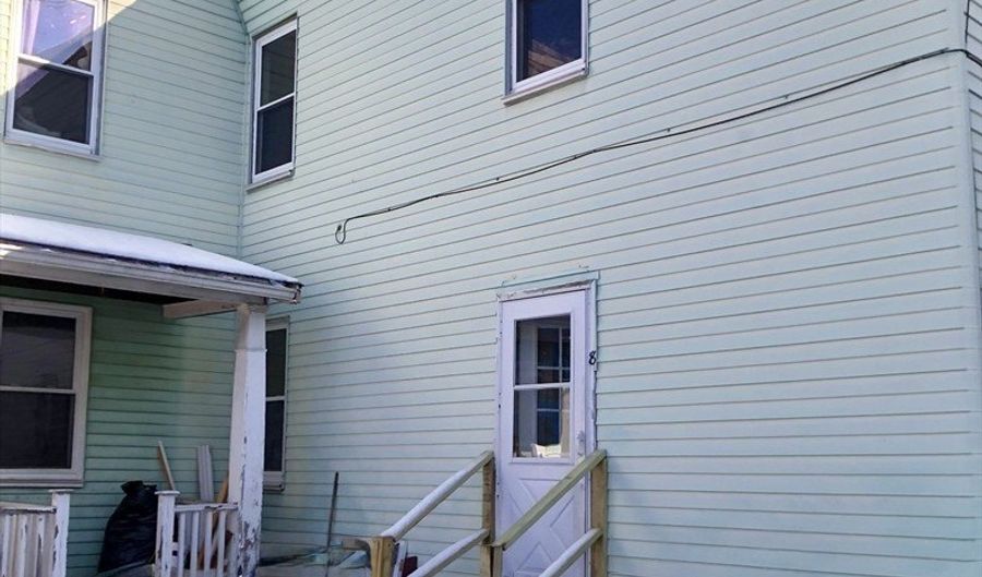 8 Eastburn Pl 1, Boston, MA 02135 - 2 Beds, 1 Bath