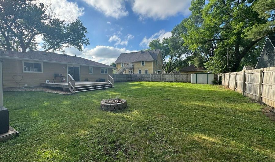 504 14th St NW, Austin, MN 55912 - 3 Beds, 2 Bath