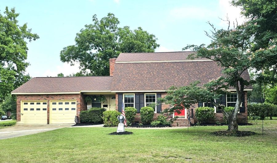 904 Sunnyhill Dr, Camden, SC 29020 - 4 Beds, 3 Bath