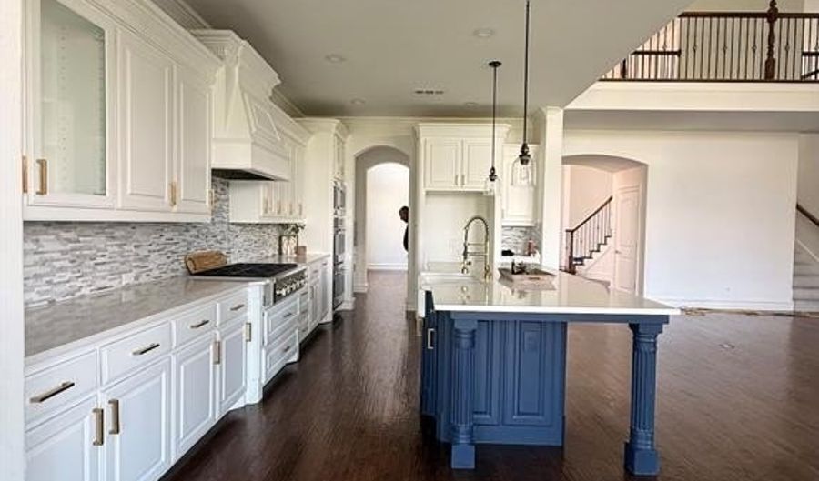 3313 Lochside, The Colony, TX 75056 - 5 Beds, 6 Bath